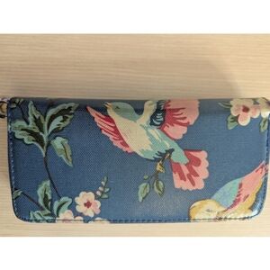 Beautiful birds and flowers wallet